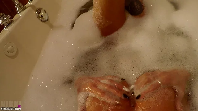 Preview of NikkiSims Tub POV XXX